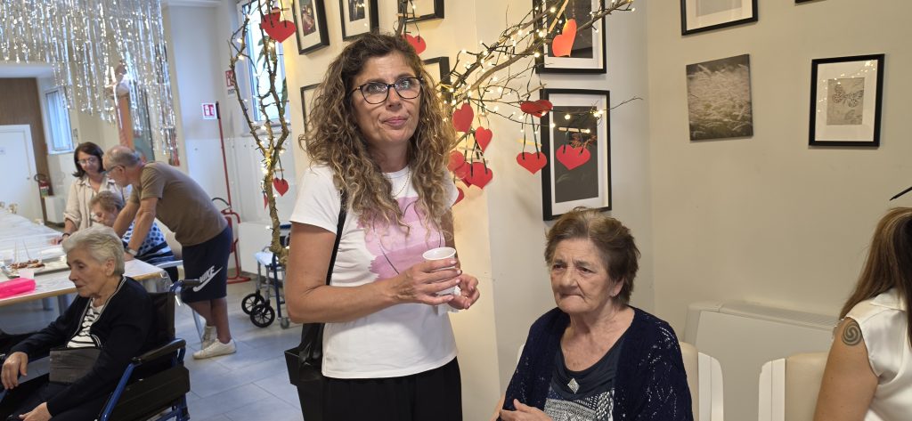 Quadrelle, alla struttura Villa San Nicola una Festa dei Nonni all’insegna dell’emozione. FOTO Quadrelle, alla struttura Villa San Nicola una Festa dei Nonni all’insegna dell’emozione. FOTO