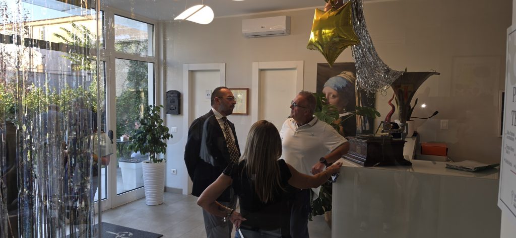 Quadrelle, alla struttura Villa San Nicola una Festa dei Nonni all’insegna dell’emozione. FOTO Quadrelle, alla struttura Villa San Nicola una Festa dei Nonni all’insegna dell’emozione. FOTO