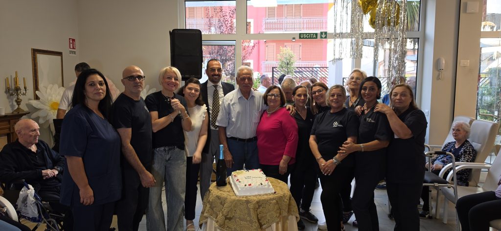 Quadrelle, alla struttura Villa San Nicola una Festa dei Nonni all’insegna dell’emozione. FOTO Quadrelle, alla struttura Villa San Nicola una Festa dei Nonni all’insegna dell’emozione. FOTO