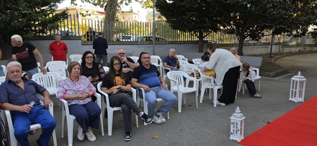 Sirignano, alla struttura Olimpia una Festa dei Nonni tra emozioni, sorrisi e tanto divertimento. Foto Sirignano, alla struttura Olimpia una Festa dei Nonni tra emozioni, sorrisi e tanto divertimento. Foto