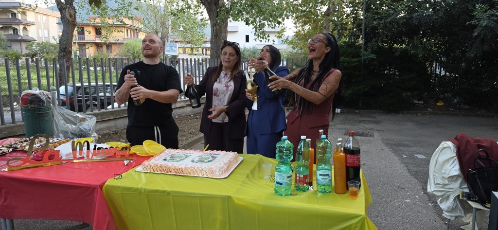 Sirignano, alla struttura Olimpia una Festa dei Nonni tra emozioni, sorrisi e tanto divertimento. Foto Sirignano, alla struttura Olimpia una Festa dei Nonni tra emozioni, sorrisi e tanto divertimento. Foto