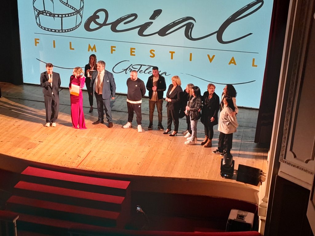 Benevento, terminata la rassegna della XVIII edizione del “ Benevento Social Film Festival ArTelesia “. Benevento, terminata la rassegna della XVIII edizione del “ Benevento Social Film Festival ArTelesia “.