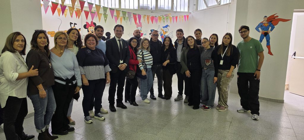 Quadrelle, inaugurata la mensa scolastica alle scuole elementari: dopo il pulmino riparte anche il servizio mensa
