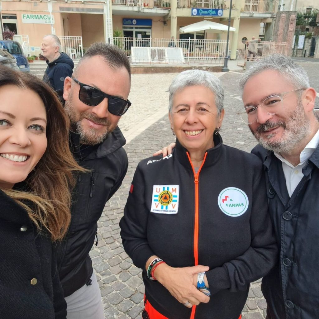 UNA BORSA DI EMERGENZA IN OGNI FAMIGLIA: DA GROTTOLELLA PARTE IL MESSAGGIO DELLA PREVENZIONE UNA BORSA DI EMERGENZA IN OGNI FAMIGLIA: DA GROTTOLELLA PARTE IL MESSAGGIO DELLA PREVENZIONE