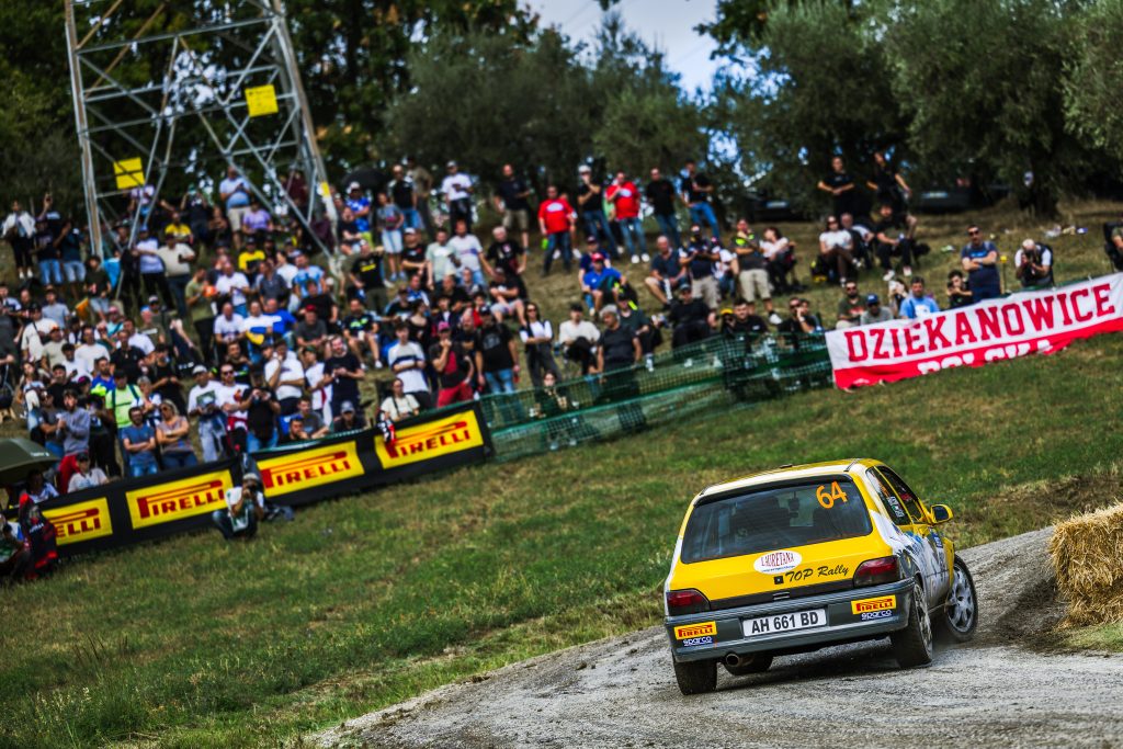 Rallylegend 2026, Ivan De Varti protagonista a San Marino: quattro prove speciali vinte e primato in classe C3 Rallylegend 2026, Ivan De Varti protagonista a San Marino: quattro prove speciali vinte e primato in classe C3