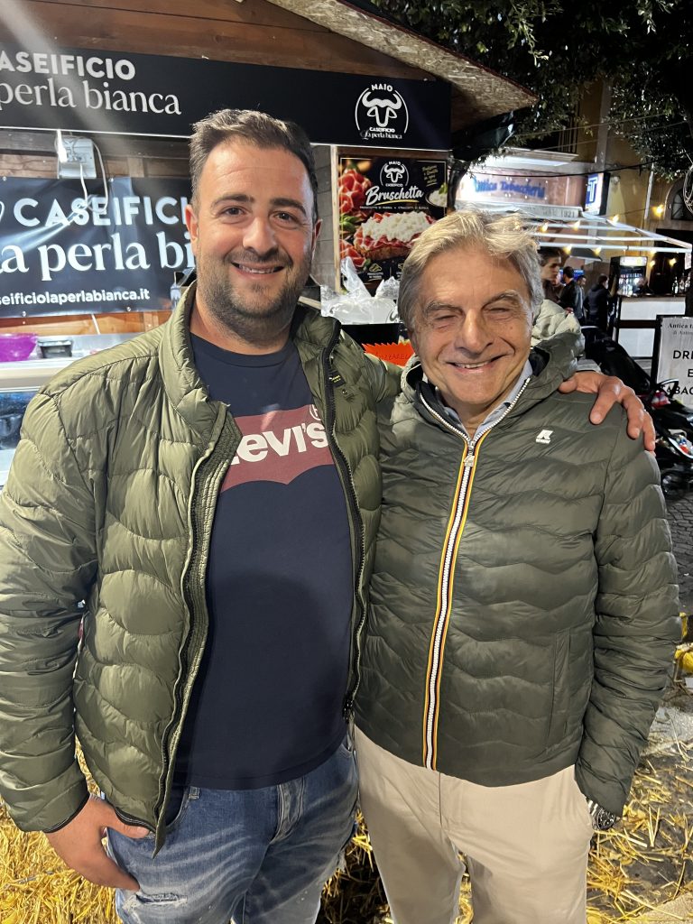 Avella, amministrative 2027: Vincenzo Biancardi presenta Raffaele Maio, un nuovo volto per la sua squadra Avella, amministrative 2027: Vincenzo Biancardi presenta Raffaele Maio, un nuovo volto per la sua squadra