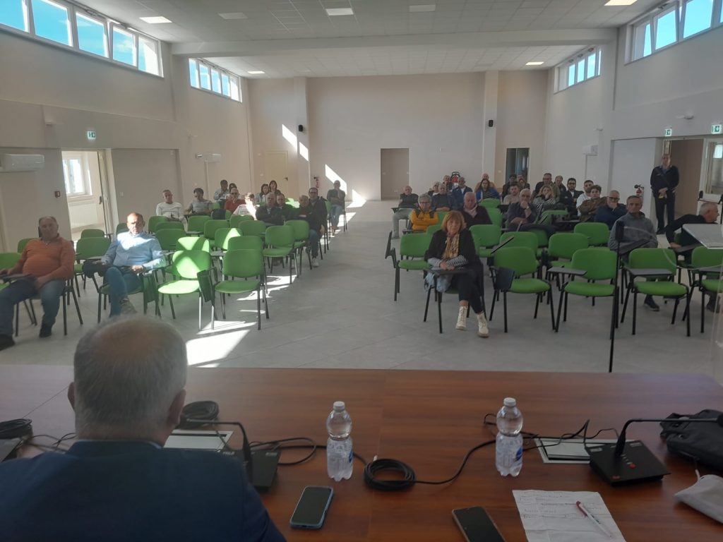 Flumeri, comunicazioni del Sindaco alla cittadinanza e il rapporto fra Comune e comunità. Flumeri, comunicazioni del Sindaco alla cittadinanza e il rapporto fra Comune e comunità.
