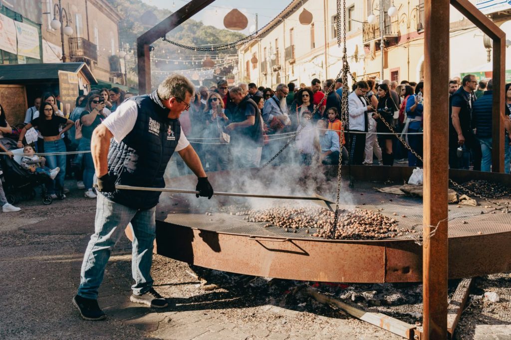 49ª Sagra della Castagna di Serino IGP, domani il taglio del nastro con l’assessore regionale all’Agricoltura 49ª Sagra della Castagna di Serino IGP, domani il taglio del nastro con l’assessore regionale all’Agricoltura