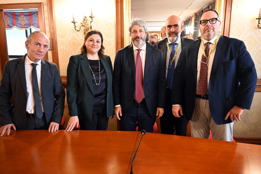 COLDIRETTI CAMPANIA: STOP ALLA MOBILITAZIONE, IN ARRIVO RISORSE DALLA REGIONE CAMPANIA COLDIRETTI CAMPANIA: STOP ALLA MOBILITAZIONE, IN ARRIVO RISORSE DALLA REGIONE CAMPANIA