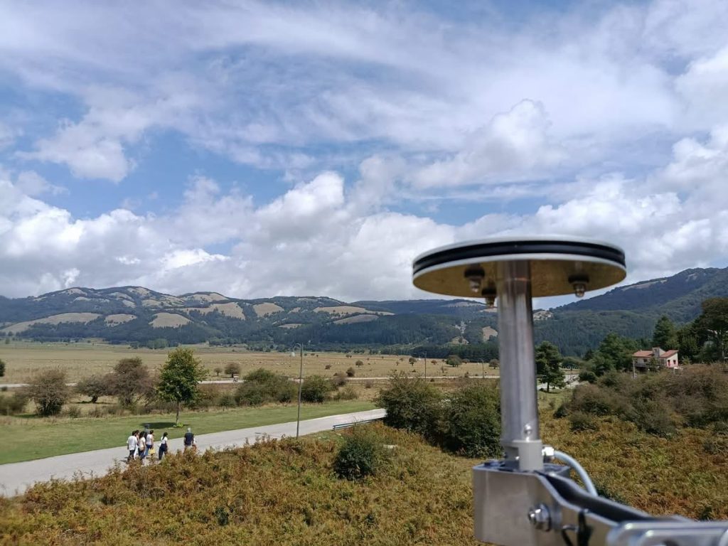 Lago Laceno, installata una nuova stazione meteorologica a 1.064 metri: monitorerà anche neve e grandine Lago Laceno, installata una nuova stazione meteorologica a 1.064 metri: monitorerà anche neve e grandine