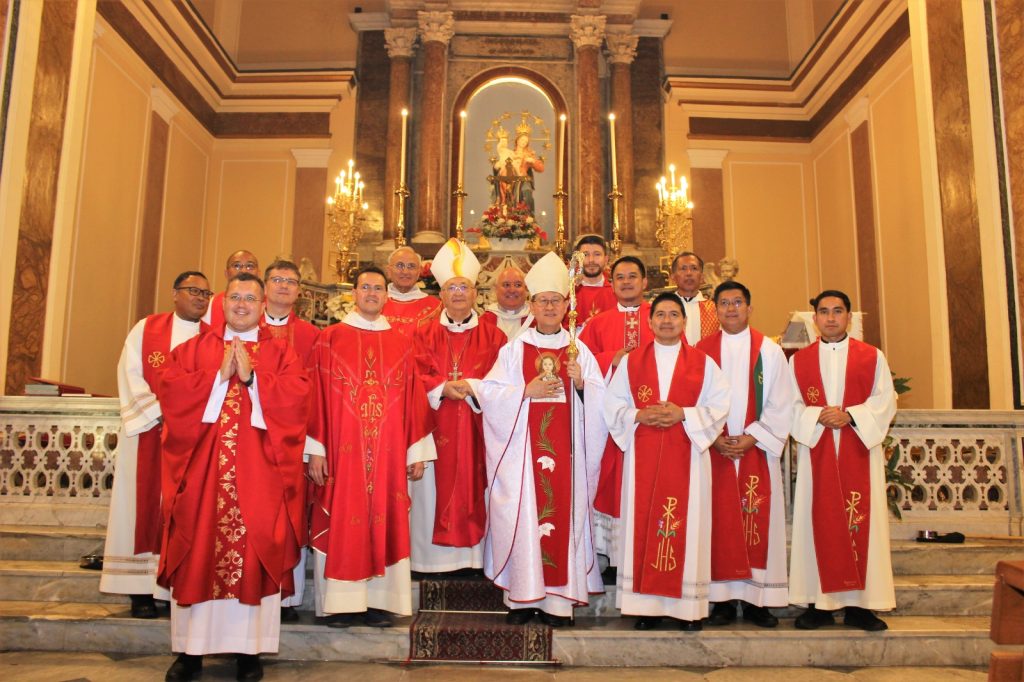 Il cardinale Tagle nuovo decano del Collegio cardinalizio: da Mugnano gli auguri al porporato che visitò Santa Filomena nel 2023.(Foto)