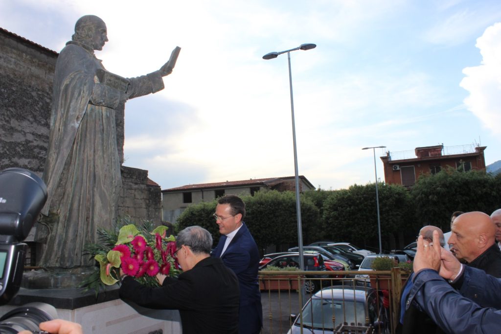 Il cardinale Tagle nuovo decano del Collegio cardinalizio: da Mugnano gli auguri al porporato che visitò Santa Filomena nel 2023.(Foto)