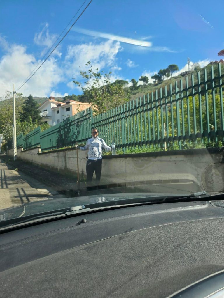 QUADRELLE, GLI “ANGELI DEL FANGO” ANCORA IN CAMPO: PROSEGUONO LE OPERAZIONI DI PULIZIA DOPO LA BOMBA D’ACQUA DELL’8 OTTOBRE QUADRELLE, GLI “ANGELI DEL FANGO” ANCORA IN CAMPO: PROSEGUONO LE OPERAZIONI DI PULIZIA DOPO LA BOMBA D’ACQUA DELL’8 OTTOBRE