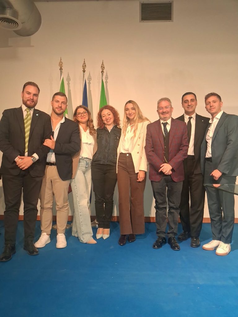 AVELLINO. Grossi: Con progetti e dialogo si puo sconfiggere lo spopolamento AVELLINO. Grossi: Con progetti e dialogo si puo sconfiggere lo spopolamento