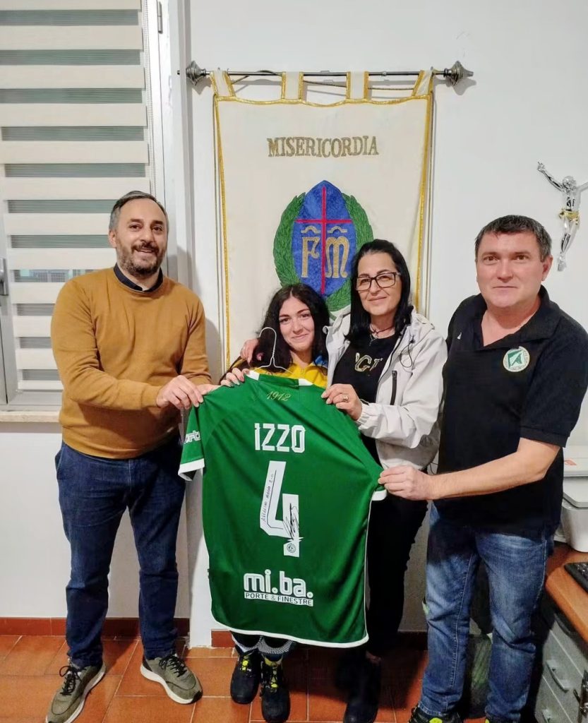 Sperone, all’asta cinque maglie dell’Avellino per aiutare la Misericordia del Baianese.