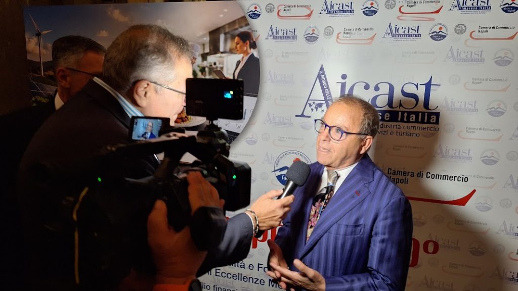 Napoli – La Camera di Commercio di Napoli premia Michele Piccolo come eccellenza d’impresa per aver “umanizzato” il commercio. Piccolo “La differenza la fanno le persone” Napoli – La Camera di Commercio di Napoli premia Michele Piccolo come eccellenza d’impresa per aver “umanizzato” il commercio. Piccolo “La differenza la fanno le persone”