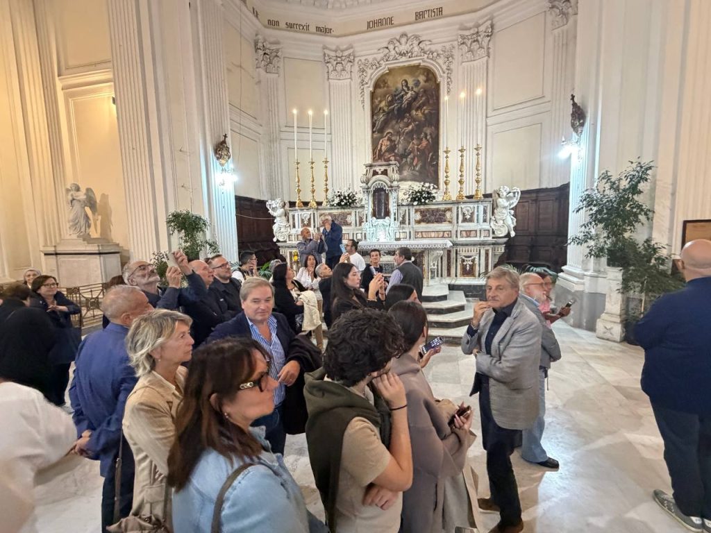 Avella, torna a splendere la “Vergine in gloria e Santi”: presentato il restauro della tela di Odoardo Fischetti del 1821
