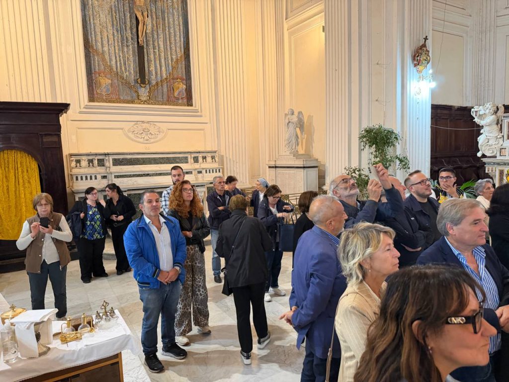 Avella, torna a splendere la “Vergine in gloria e Santi”: presentato il restauro della tela di Odoardo Fischetti del 1821