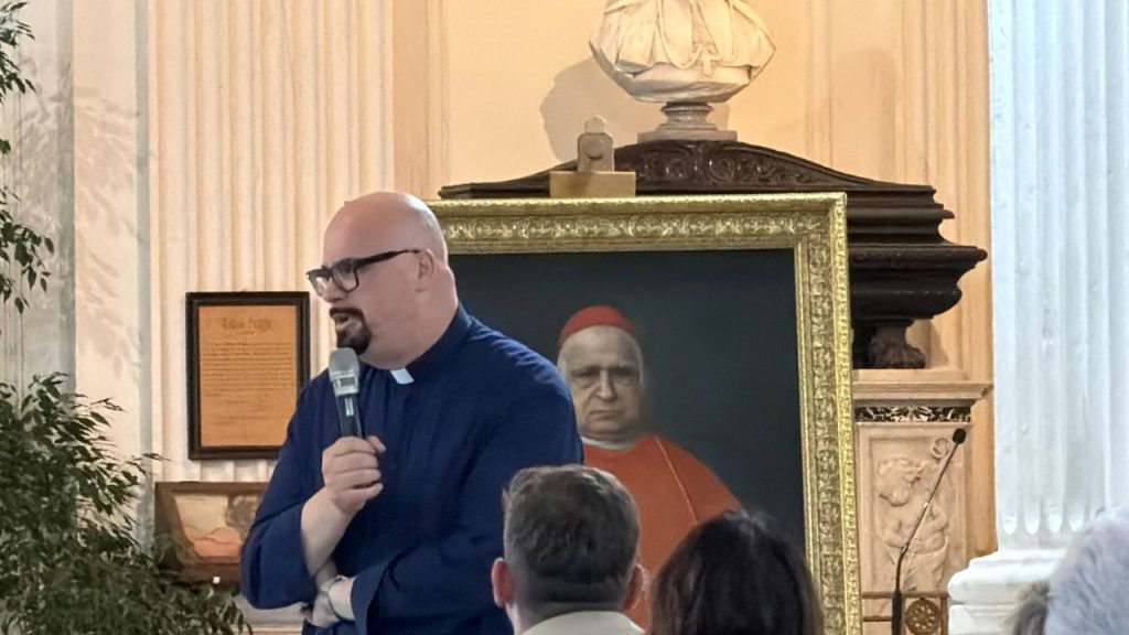 Avella, torna a splendere la “Vergine in gloria e Santi”: presentato il restauro della tela di Odoardo Fischetti del 1821